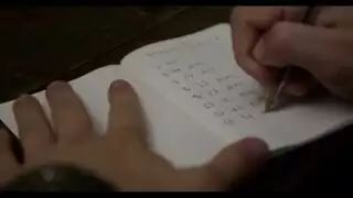 بنت تفرغ حليب من كسها