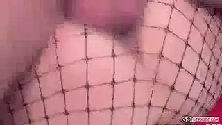 استمني بحرارة و انا انتظر قدوم حبيبي النياك ان يأتي و يريح محنتي