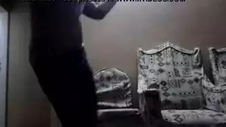 رقصة زينب الحارة في العلن تتحول لمشهد إباحي