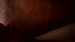 فتاة عربية يائسة تطالب بقضيب كبير من حبيبها