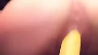 ‫مبتلة بالكامل: فيلم بورن من وجهة نظر الرجل لفتاة تلعب ببظرها‬