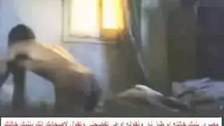 جلسة عمة سرية: رحلة ابن الأخ الجامحة