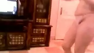 خليجي إباحي: رقص بالنقاب ثم نكاح ساخن