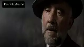 الملكة فدوي تُهيمن عليها جانسي في فيلم إباحي صريح