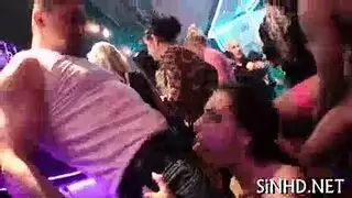 تحميل سكس حيوانات على حيوانات خام