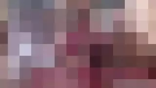 قضيب كثيف يلقي بقوة في مهبل ضيق في جنس صريح