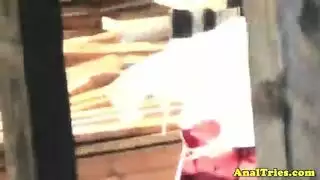 جلسة جماع زلقة: تدهين بزاز بيباشا باسو الكبيرة وطيزها المستديرة قبل الجنس