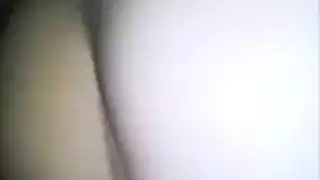 عاهرة سودانية تملأ فتحاتها إباحية صريحة