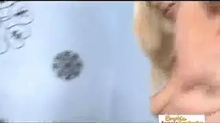 شهوة عائلية: فيلم إكس إكس إكس صريح