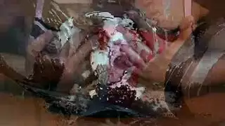 شهوة كاميرا ويب عالمية تتطور إلى فعل غرفة نوم صريح