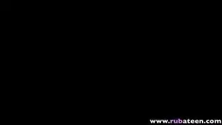 جلسة نيك ساخنة في كس ممتع