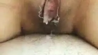 جزار مجري يحصل على خدمة لقضيبه