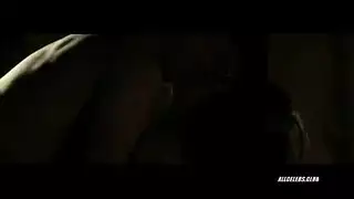 زوجان متحمسان: جنس وقوف خشن ضد الحائط