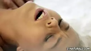 حبيبي الشهواني يحلم بممارسة جنسية مزدوجة