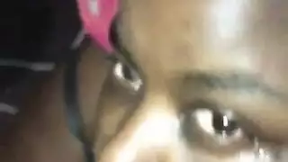 زيارة عاهرة لجلسة شوكولاتة كريمية