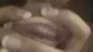 ياسمين لافيت تأخذ قضيباً كبيراً في طيزها الضيقة