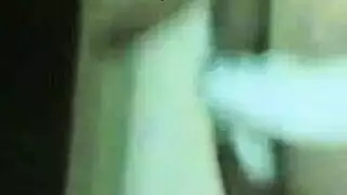 مدير يضاجع موظفه الباكستاني بقوة في المكتب