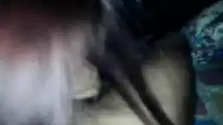 عاهرة بغدادية ممتلئة الجسم تُمارس الجنس بعنف مع عشيقها