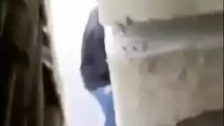  احتفال عيد إكس إكس إكس: يتم الإمساك بصدر ابنة العم الكبير وتقبيلها بقذارة