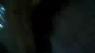 جنس شرجي صعب: نزع البنطلون والدفع بعمق