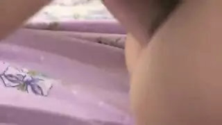 ضرب شرجي عميق لفتاة سمراء ممتلئة الجسم
