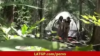 سكس سحاق مع العنيفة المسحورة