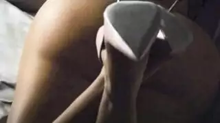 إيلاج مزدوج وجماع بين ثدييها