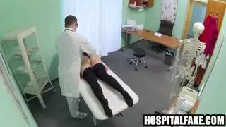 اللعبة الجديدة تجعلني أفرز السائل في كل مكان على الأرض