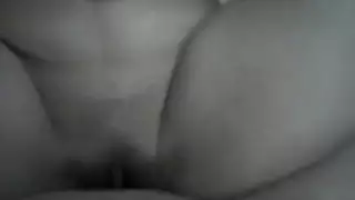فرج عربي محلوق في الحركة