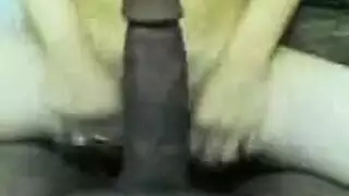 قضيب صاحب الدكان الكبير يوسع فرج جارته العربية