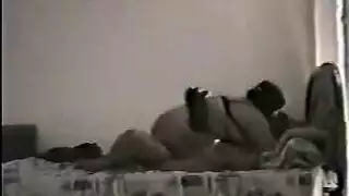 فرج ماجدة يُدَك بقوة من قبل الزوج