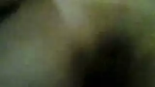 أثداء طبيعية كبيرة وفرج يرش