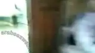 فاجرة تتعرض للضرب في كل ثقب بلا رحمة