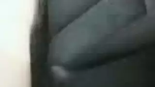 مداعبة خبيرة للقضيب وجنس فموي مثير