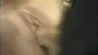 حركات مثيرة ومشهد إباحي لثلاثة أشخاص