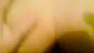 مونيكا جولد تأخذ قضيبين في جلسة نيك متوحشة