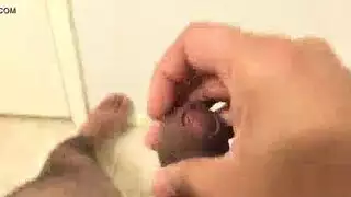 عاهرة يائسة تتوسل لعمل xxx الخام