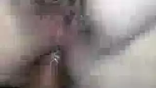 سكس شواذ قاسي: ضرب الطيز وبلع السائل المنوي