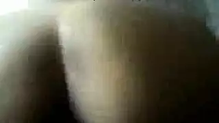 رجل عراقي ثقيل يتباهى بقضيبه الكبير أثناء الفعل