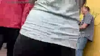 دموع ساخنة أثناء جماع كلبي مكثف