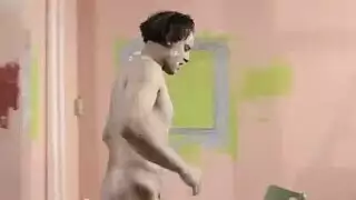 يدخل قضت يده في كسها