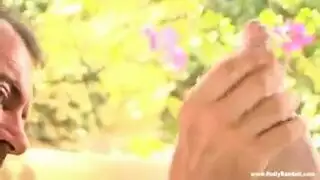 نيك خليجي شهر العسل فوق السرير
