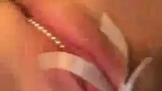وضع الاصبع في الشرج بقوة