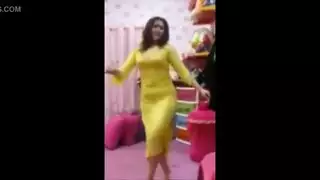 أم مصرية مثيرة تتقطر لعشيقها أمام الكاميرا جلسة عارية صريحة