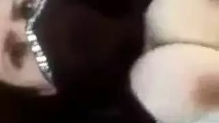 نيج مدام خليجية من الطيز
