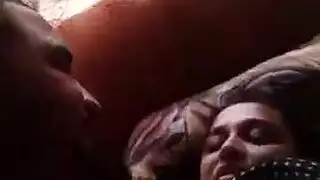فتيات يتمتعون بجسم مثالي