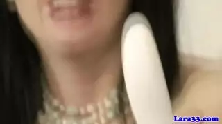 فتيات بريطانيات تمارسن إصبعية شرجية ومهبلية بعد جنس جماعي