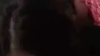 وقحة شفاهها وردية تمص بقوة لتحويل رجلها