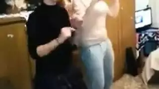 كلبة عربية تأخذ شرج قاسي