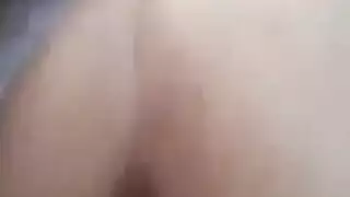 صديقة زوجتي تغريني لممارسة سكس عنيف